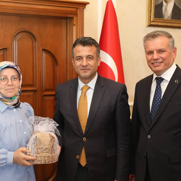 Samsun Büyükşehir Belediye Başkanımız Sn. Halit Doğan'a Ziyaret Gerçeklerştirdik