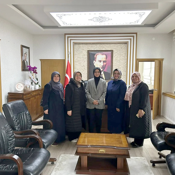 Kaymakamımız Sn. Merve Kartal'a Hoş Geldin Ziyaretinde bulunduk.